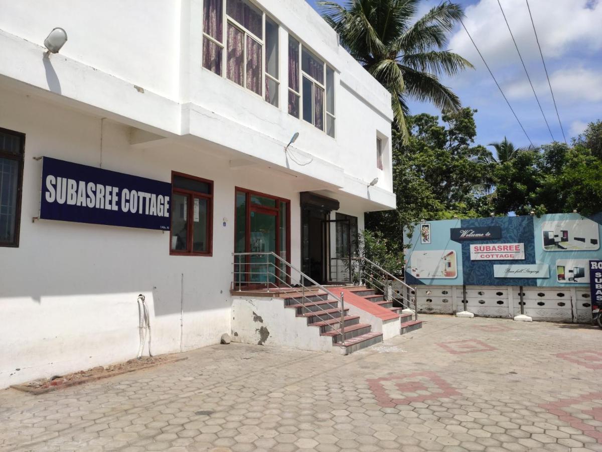 Subasree Cottage Tirunallar Exterior foto